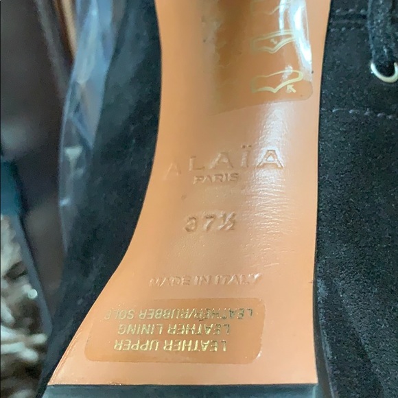 NEW!! Alaia Azzedine Suede LaceUp Platform Bootie - Picture 6 of 8